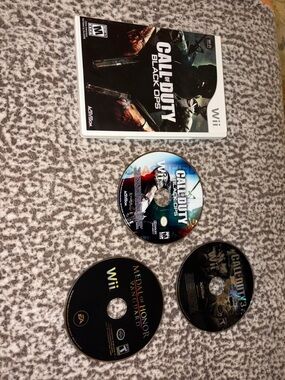 Wii Call of duty and Medal of Honor